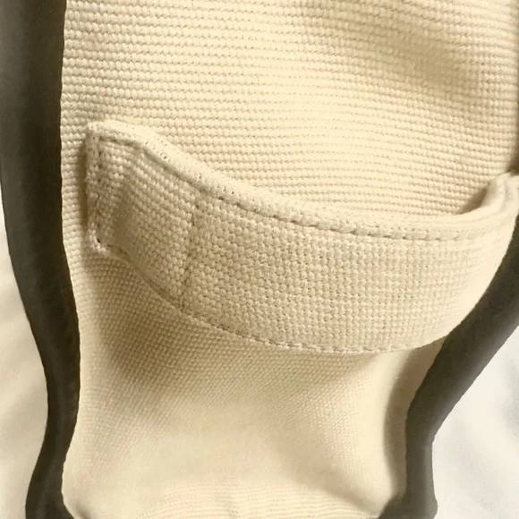 Marc Jacobs Cream and Black Tote Bag - Picture 2 of 6